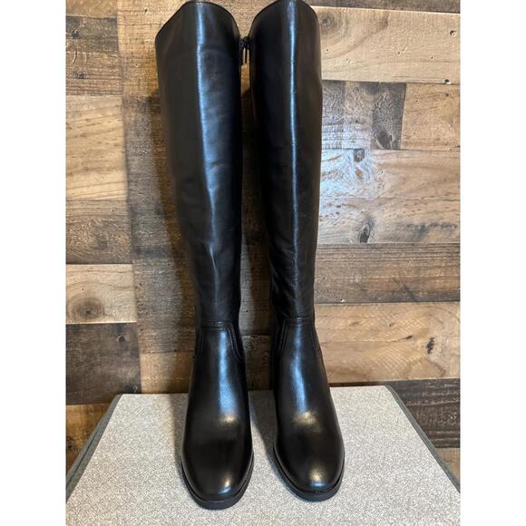 NWOB Giani Bernini Women's Leather Boots (Size 7.5) - Picture 1 of 5